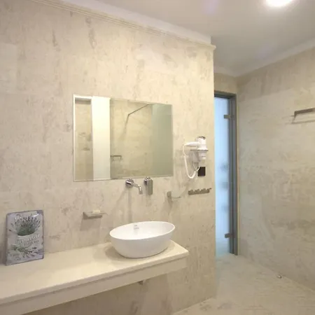 A Villa Skala Marion