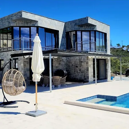Villa A *