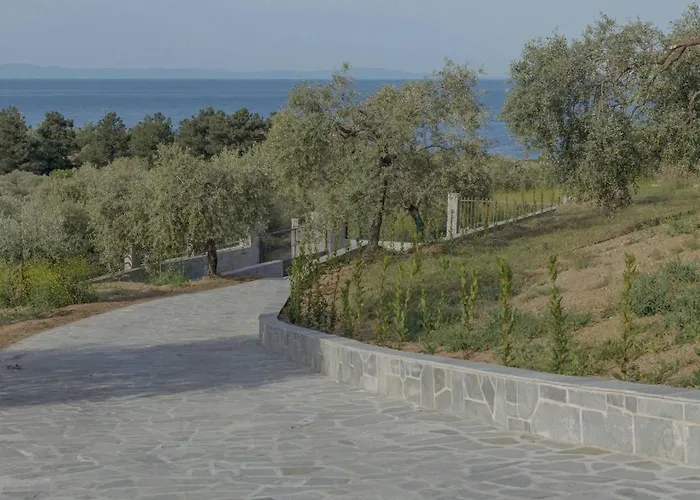 A Вилла *
